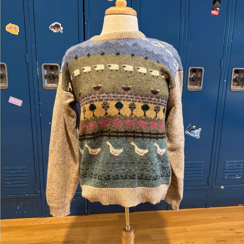 Vintage Eddie Bauer Wool Farm Animals Multicolor Patterned Knit Sweater